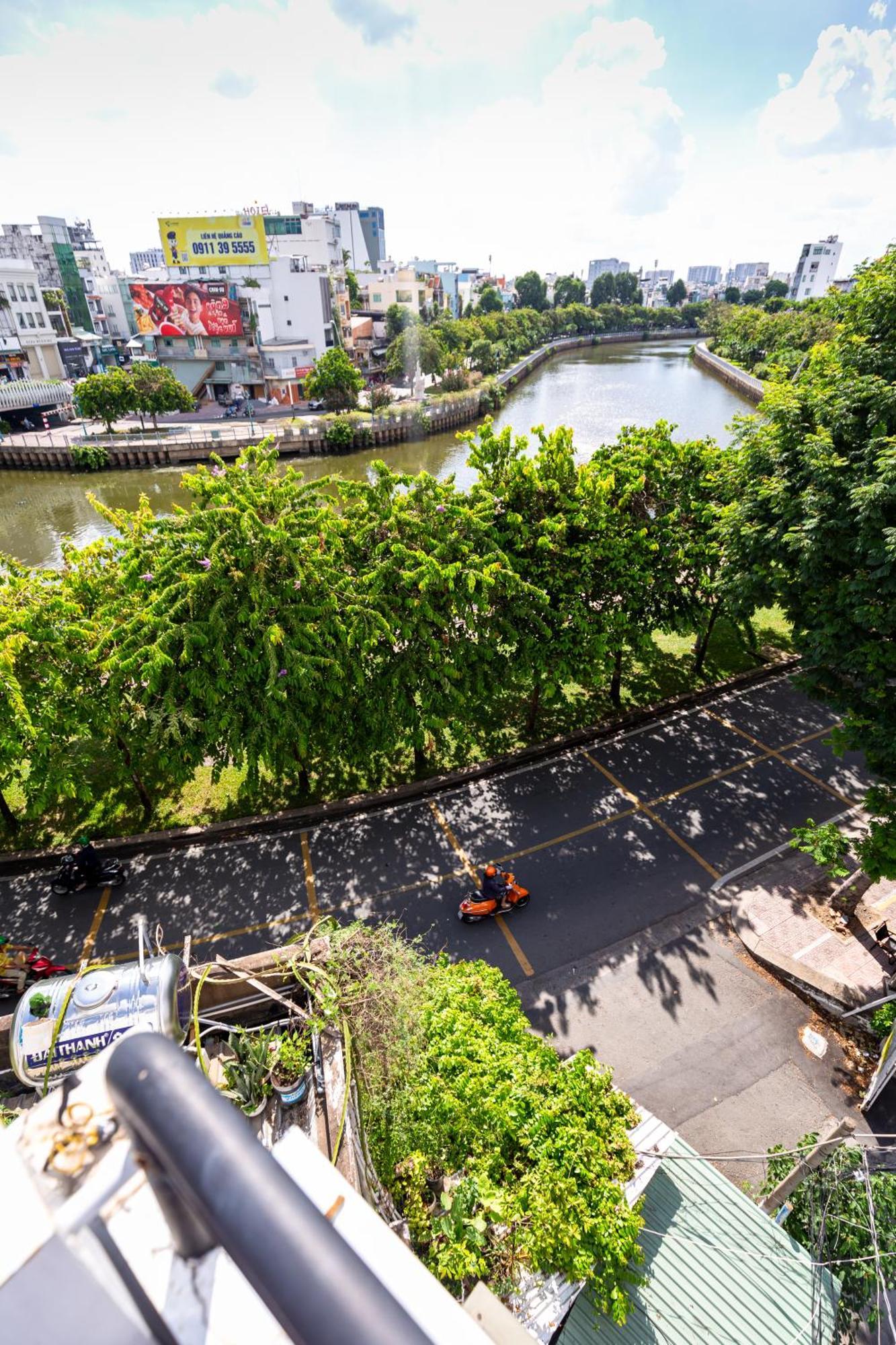 Cozy Riverview Of Livinginn Bandar Ho Chi Minh Luaran gambar